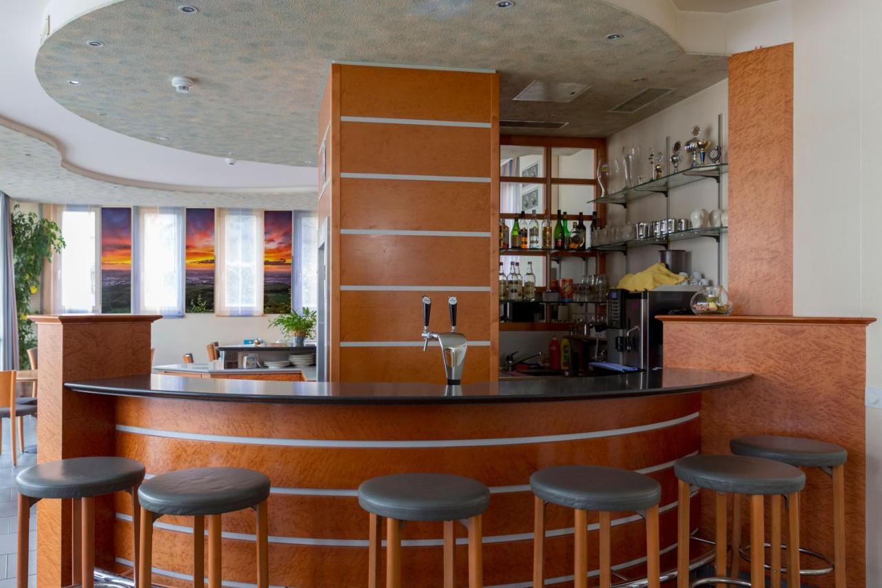Hotel Rynach Reinach  Extérieur photo