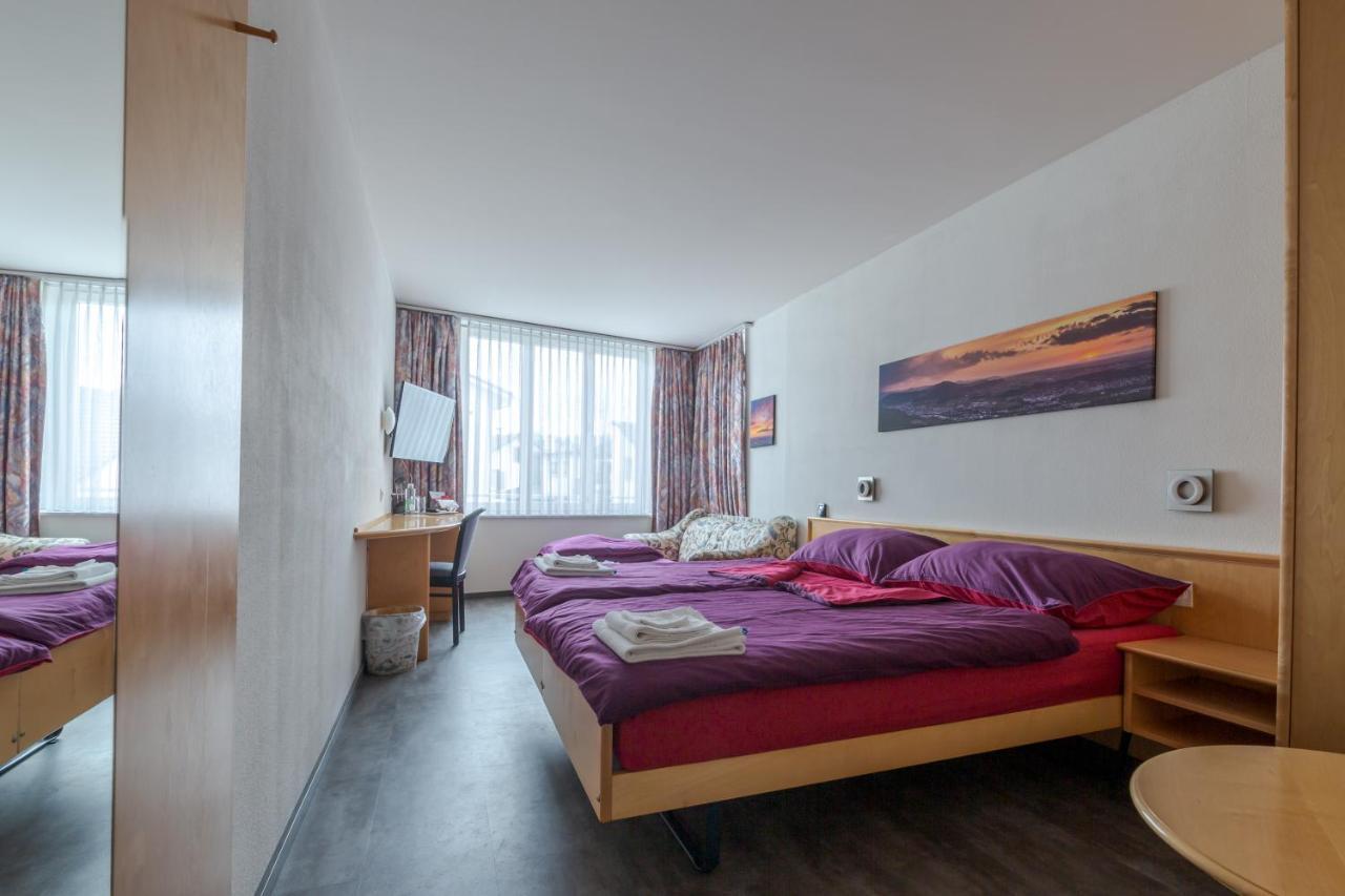 Hotel Rynach Reinach  Extérieur photo